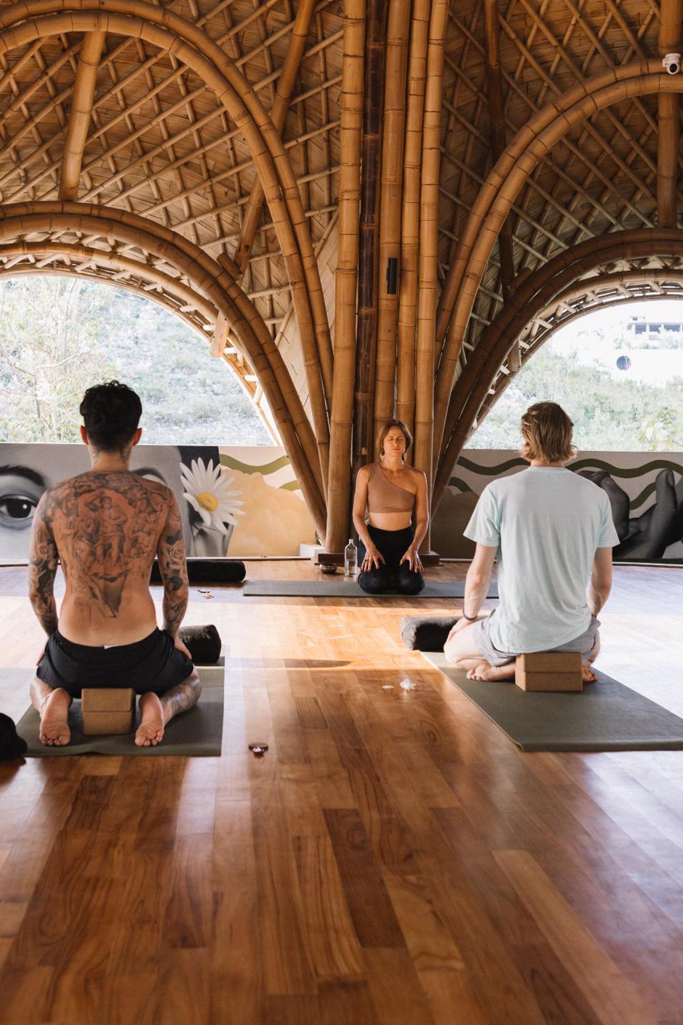 Mantra Wellness Center Hotel Uluwatu Exterior foto